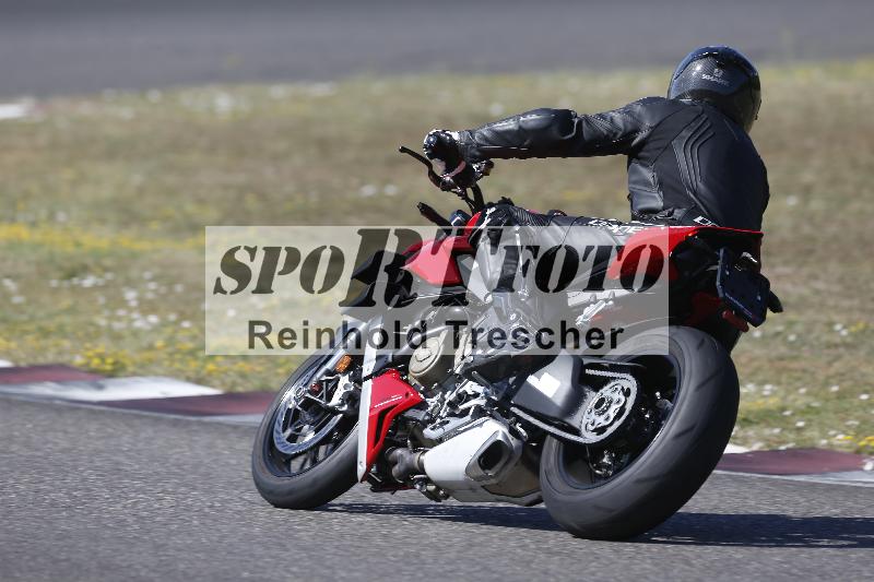 /36 08.08.2026  Pluess Motosport ADR/Freies Fahren/63